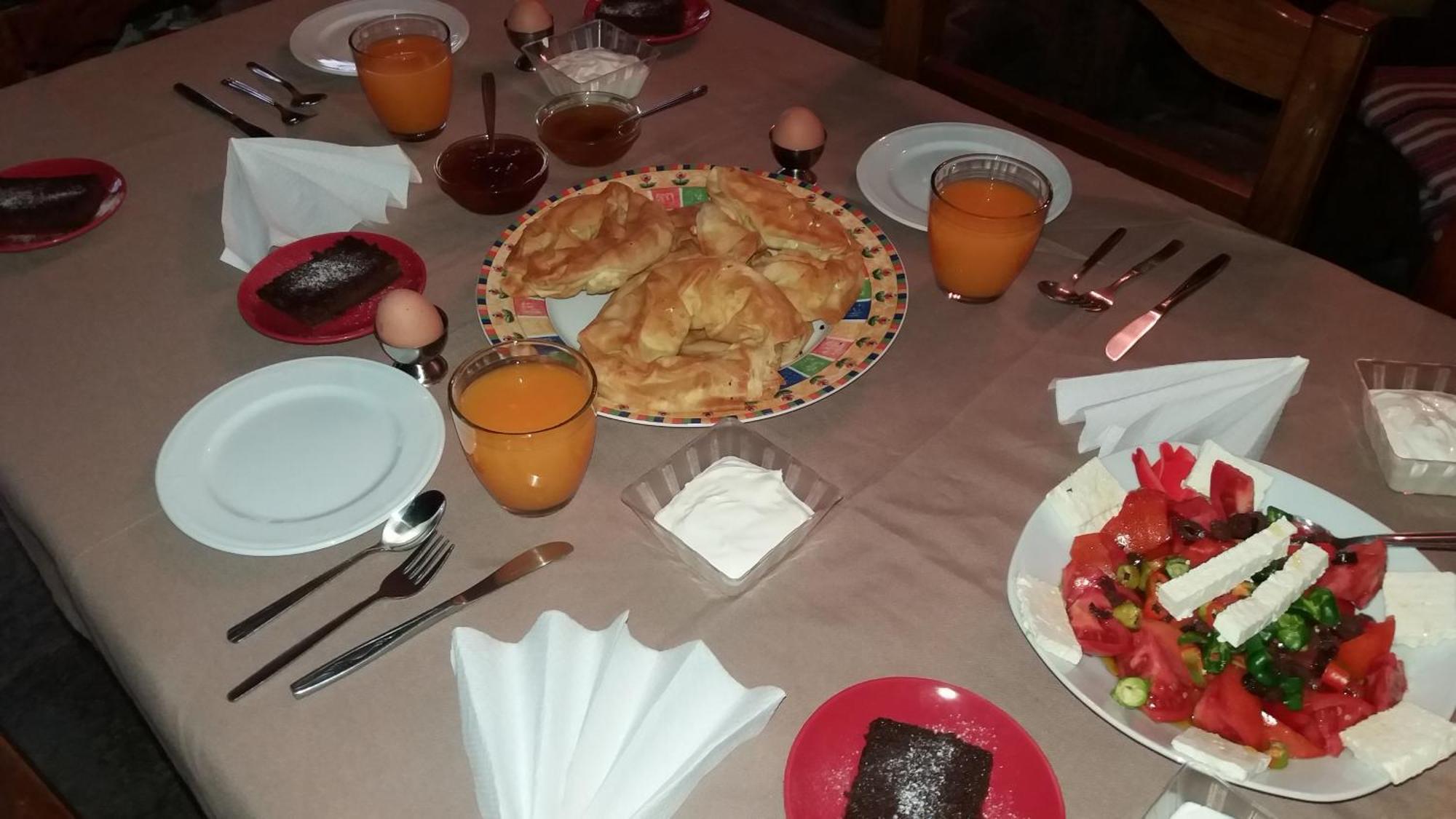 Diogenis Hotel تساغارادا المظهر الخارجي الصورة