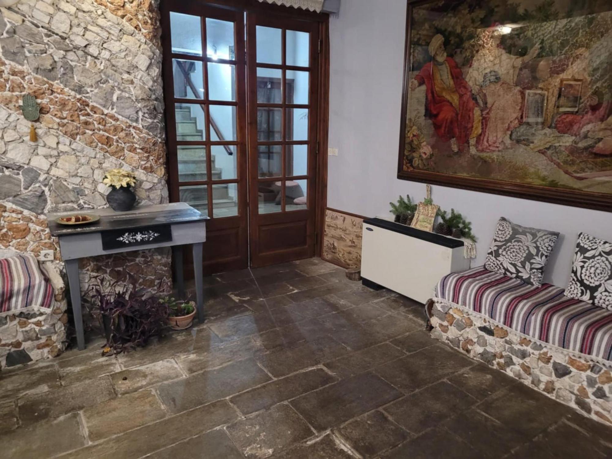 Diogenis Hotel تساغارادا المظهر الخارجي الصورة